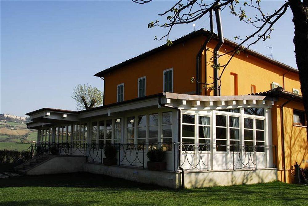 Relais Villa Fornari Camerino Esterno foto