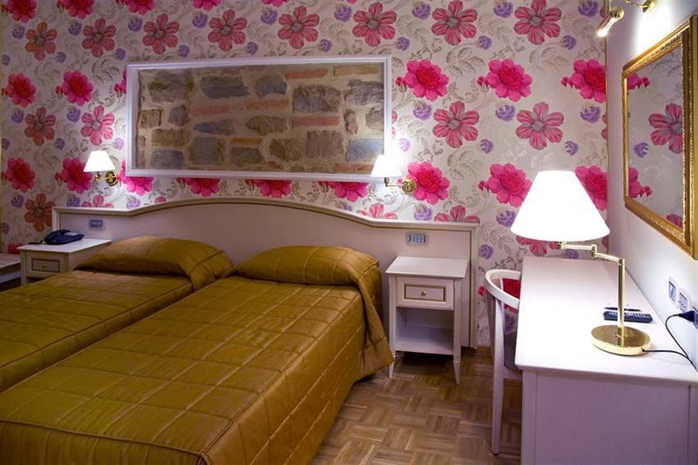 Relais Villa Fornari Camerino Esterno foto